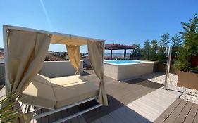 Shell Sky Luxury Penthouse With Private Pool